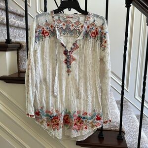 Women’s Johnny Was tunic long sleeve embroidery shirt.
